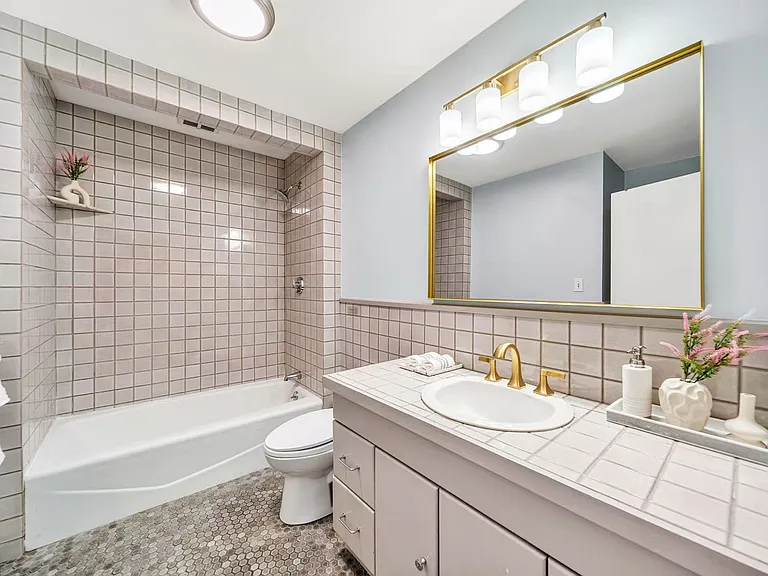 39 Kings Grant Rd — Photo 23