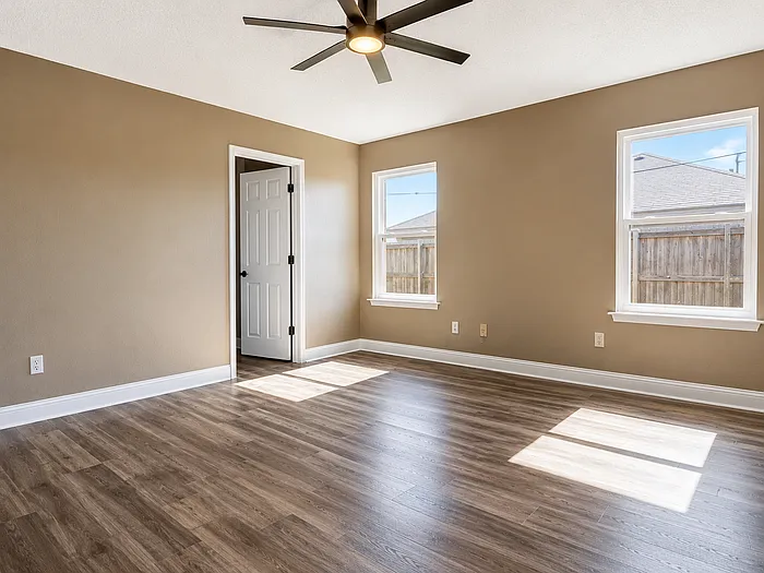 349 Schumacher Dr — Photo 11