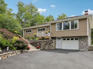 128 Bethlehem Rd, New Windsor, NY 12553