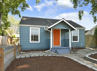 9406 NE Gertz Ct, Portland, OR 97211