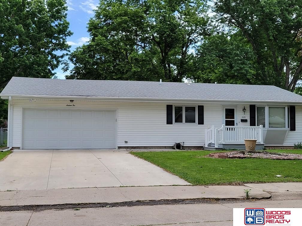 1610 N 18th St Beatrice NE 68310 Zillow