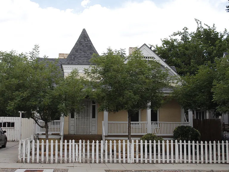 306 Walter St SE — Photo 15