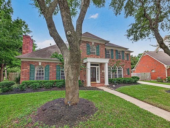 3rd image of 17411 Rolling Brook Ct