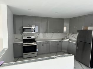 174 98th Bch, Far Rockaway, NY 11693