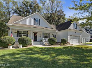 135 Castle Court, Washington, NC 27889