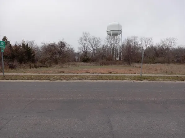 1106 S Mitchell St, Warrensburg, MO 64093