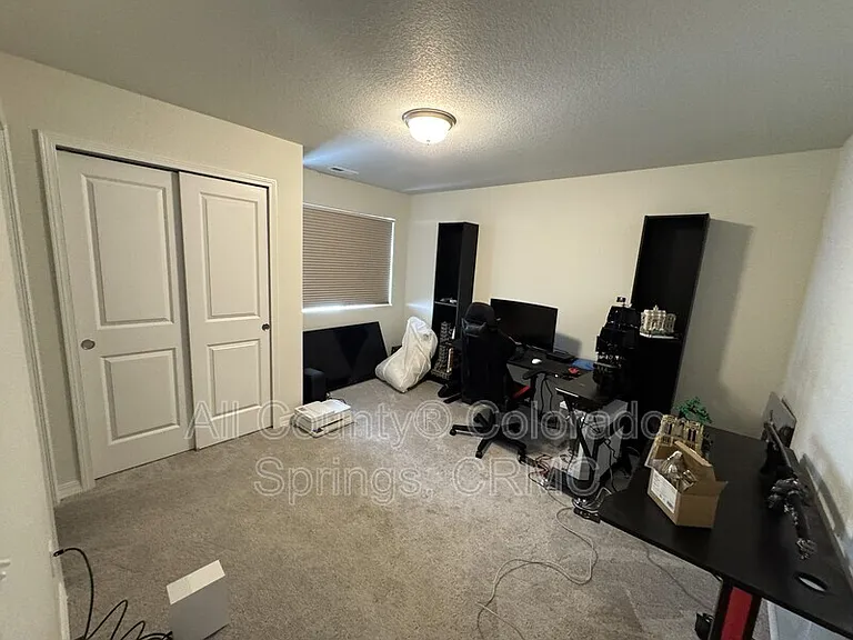 7421 Marbled Wood — Photo 13