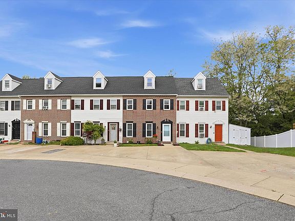 2nd image of 279 Heatherwood Dr