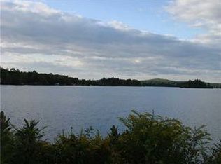 1082 S Belfast Ave, Augusta, ME 04330