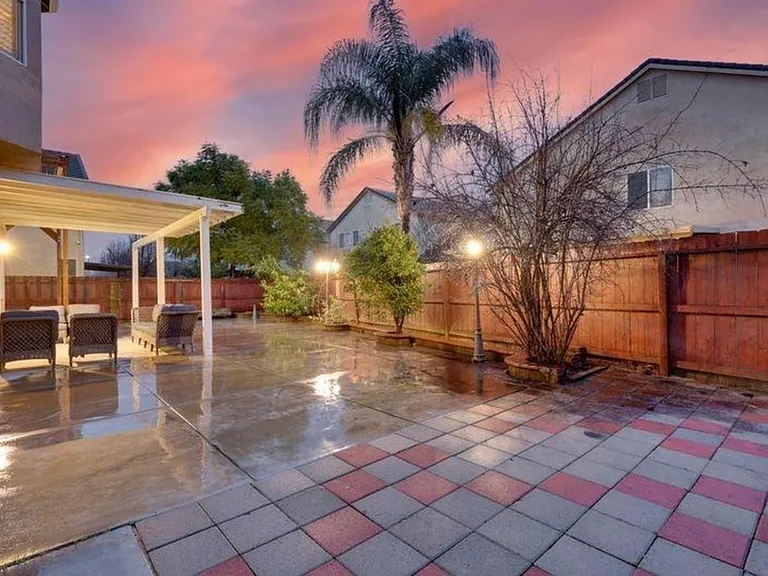 2090 Wisteria Pl — Photo 51