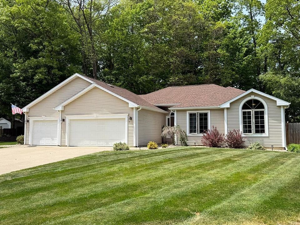1st image of 55800 Cedar Ln