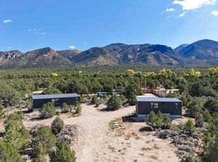 48-48A Quintana Rd #48, Questa, NM 87556