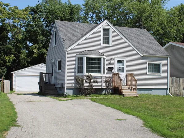 2928 Cleveland Ave, Des Moines, IA 50317