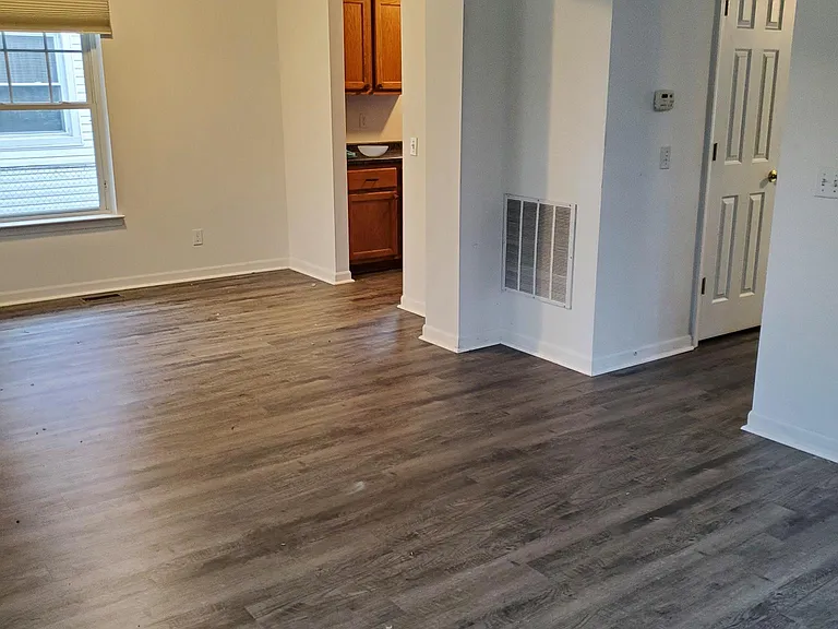 21015 Glen Lodge Rd — Photo 8