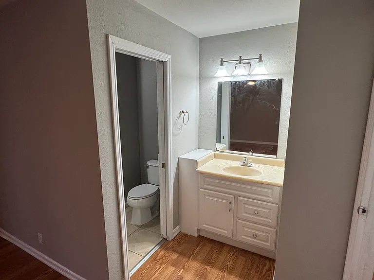 1055 Byers St — Photo 10