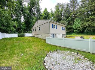 15 Turner St, Mantua, NJ 08051