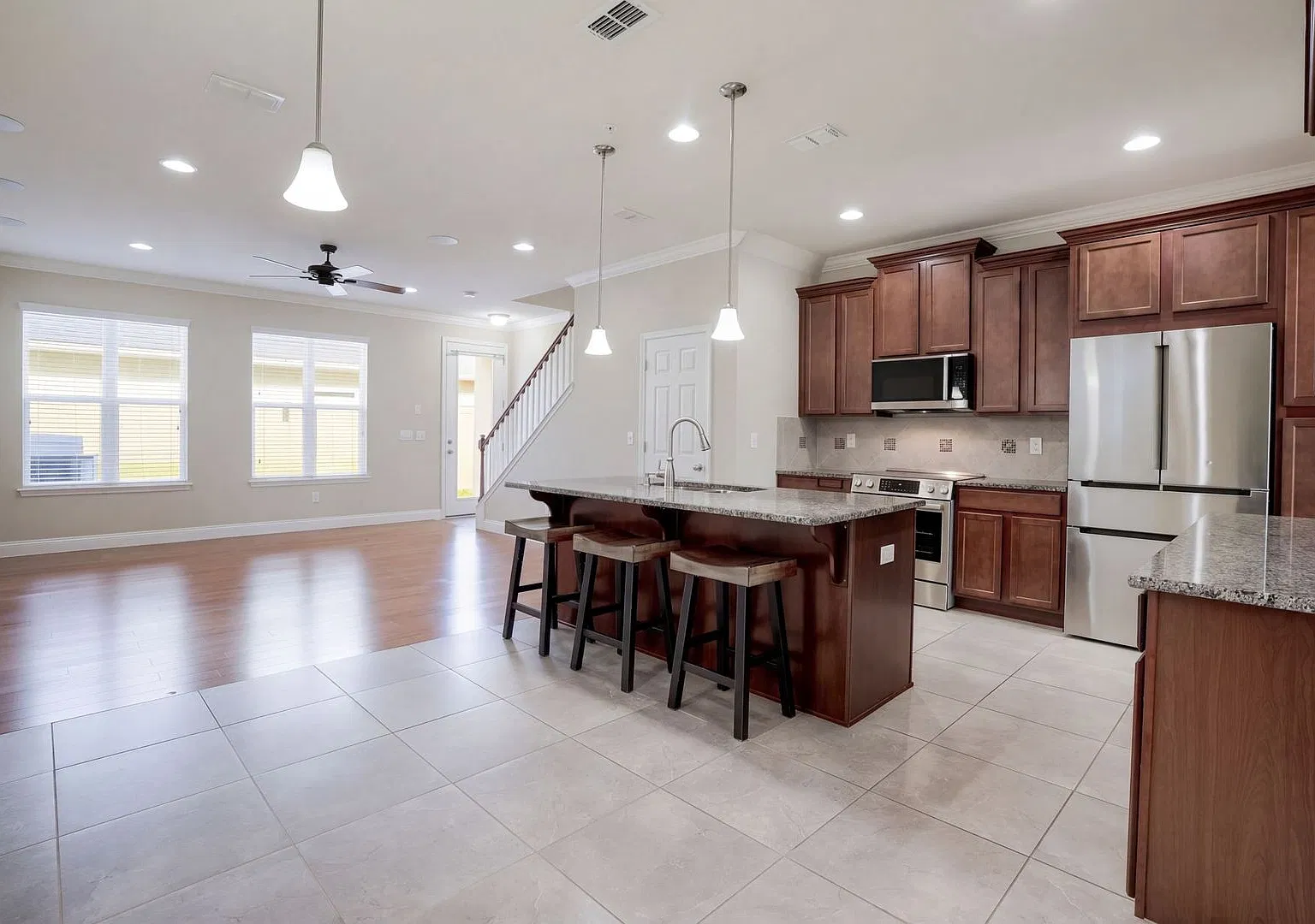 New Rental! — Photo 3