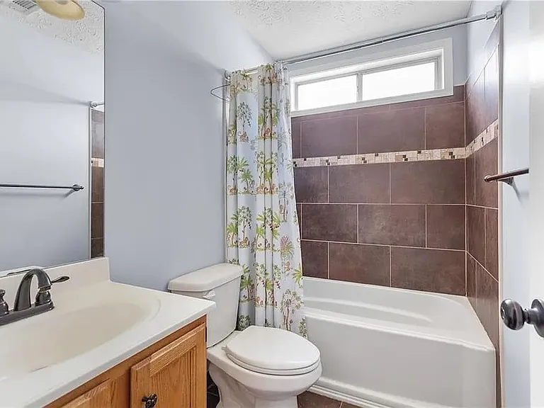 760 Trellis Pond Ct #4 — Photo 25