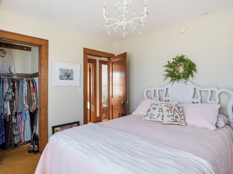 25th image of this home