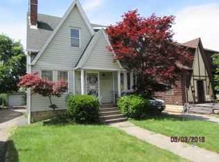 5558 Grasmere Ave, Maple Heights, OH 44137