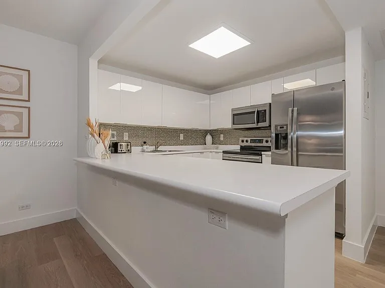 2301 Collins Ave #333 — Photo 12