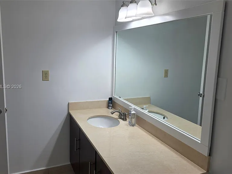 18151 NE 31st Ct #908 — Photo 29