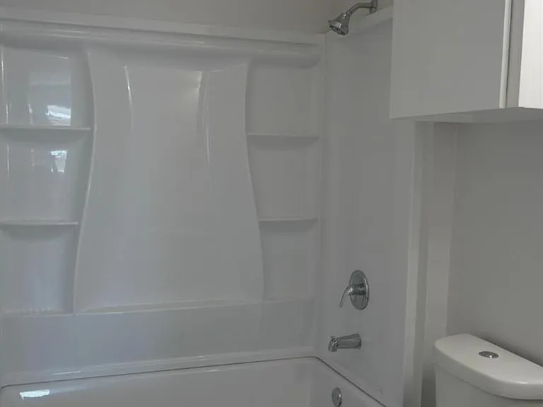 1004 Sugar Garden Ave #2 — Photo 8