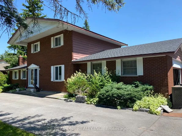 655 Turtle Bay Blvd N, Selwyn, ON K0L 1T0