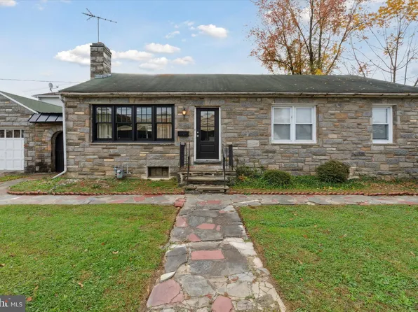 706 Macdade Blvd, Milmont Park, PA 19033
