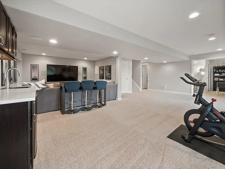 1048 Orion Way — Photo 46