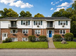 34 Royal Oak Dr #Fe, Waterbury, CT 06708