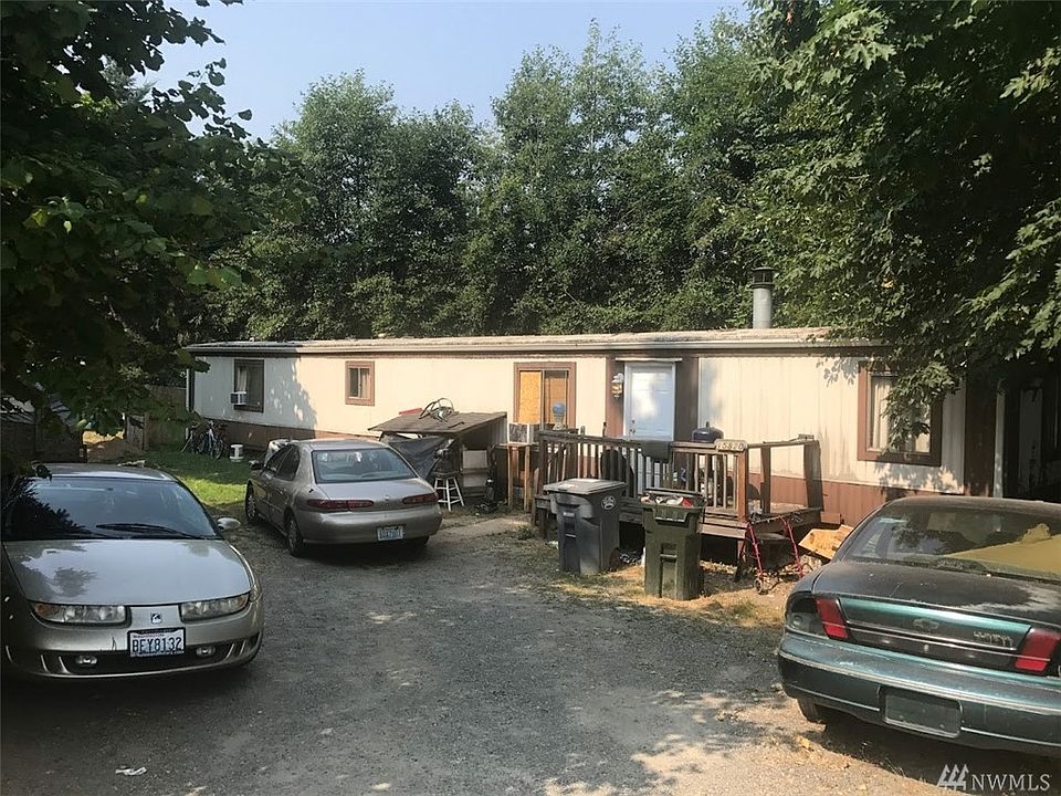 1st image of 15820 84th Ave E