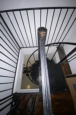 Rented by Carnegie Management Inc | media 13