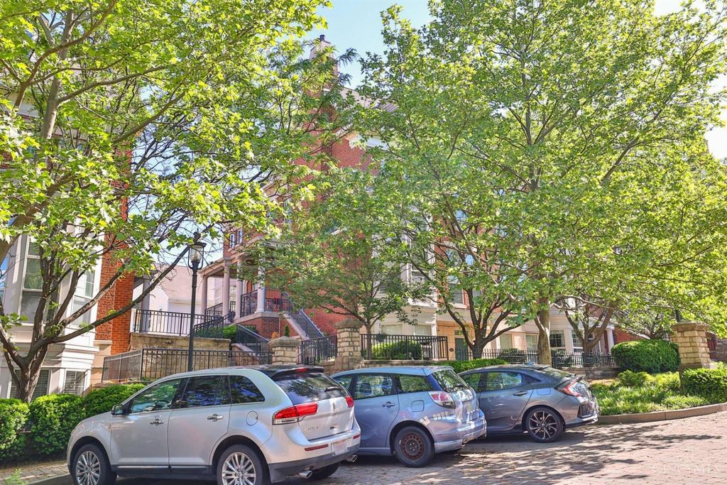 Real estate listing image