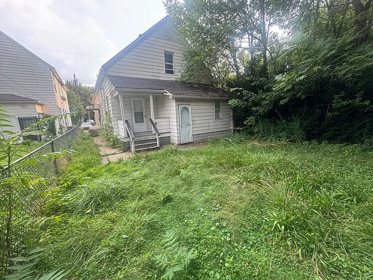 6401 Gertrude Ave — Photo 38
