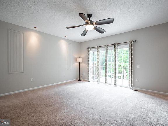 3rd image of 12112 Wedgeway Ct