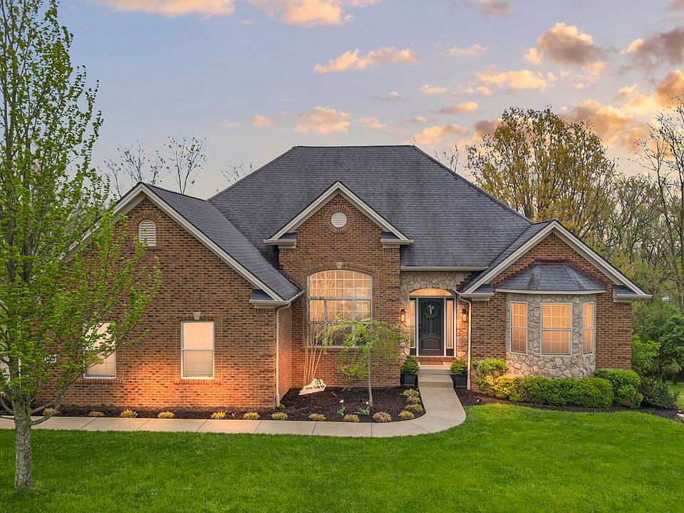 1st image of 125 Seven Oaks Dr