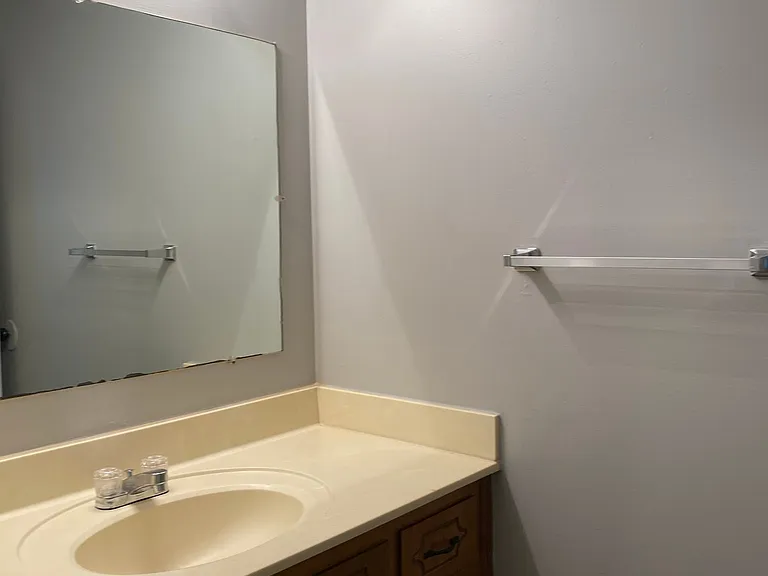 3875 Northeast Dr #D — Photo 14