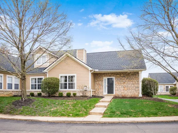 8052 Flint Run Pl, Columbus, OH 43235