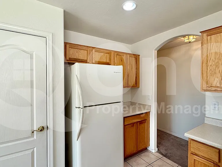 22932 W Morning Glory St — Photo 4