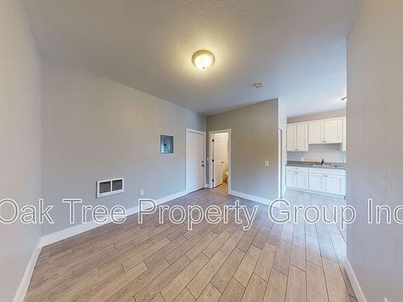 2nd image of 2697 Havenscourt Blvd #11