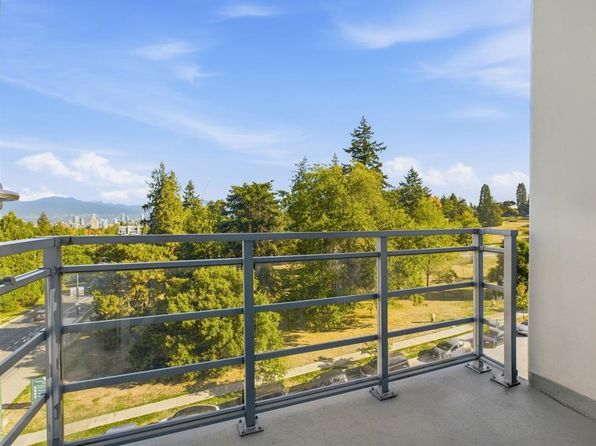 2 bedroom rental in Vancouver — photo 19