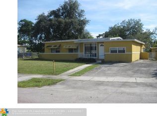 3340 SW 38th St, West Park, FL 33023