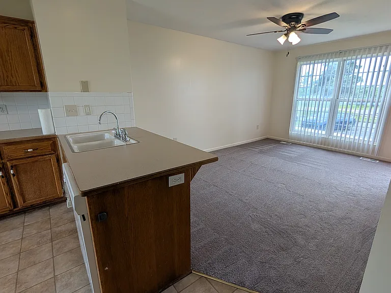 253 S Bedford St #253 — Photo 9