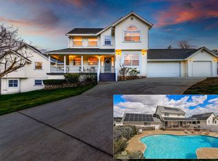 16388 Plateau Cir, Redding, CA 96001