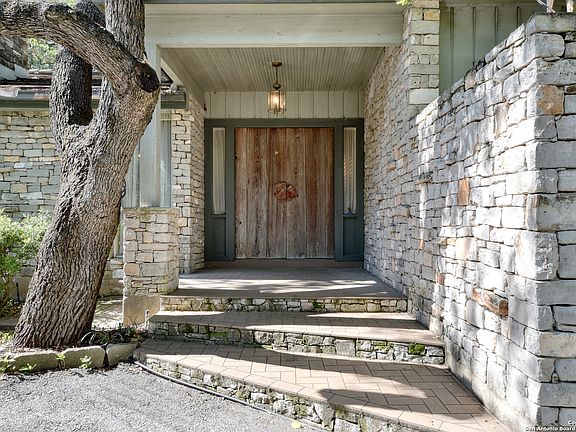 4th image of 3102 CANDLEWOOD LN