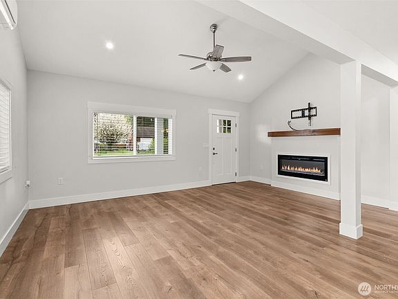 5th image of 2603 Lilly Road NE