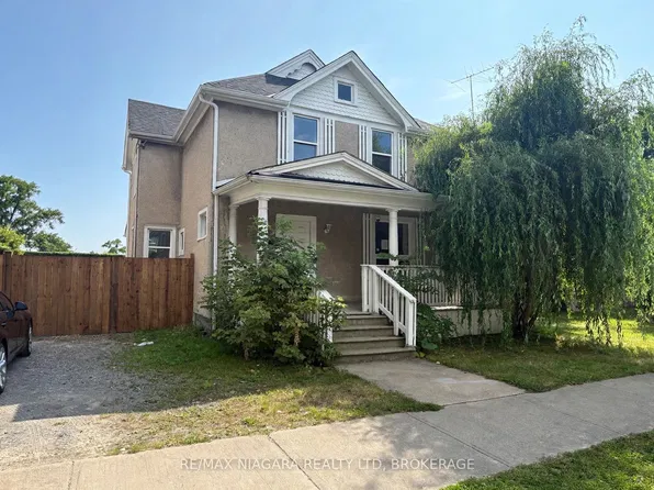 100 Queenston St, Saint Catharines, ON L2R 2Z3