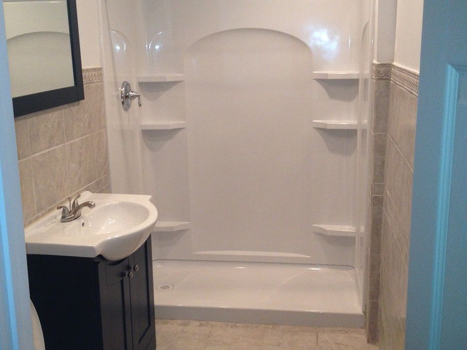 1st Floor Bathroom