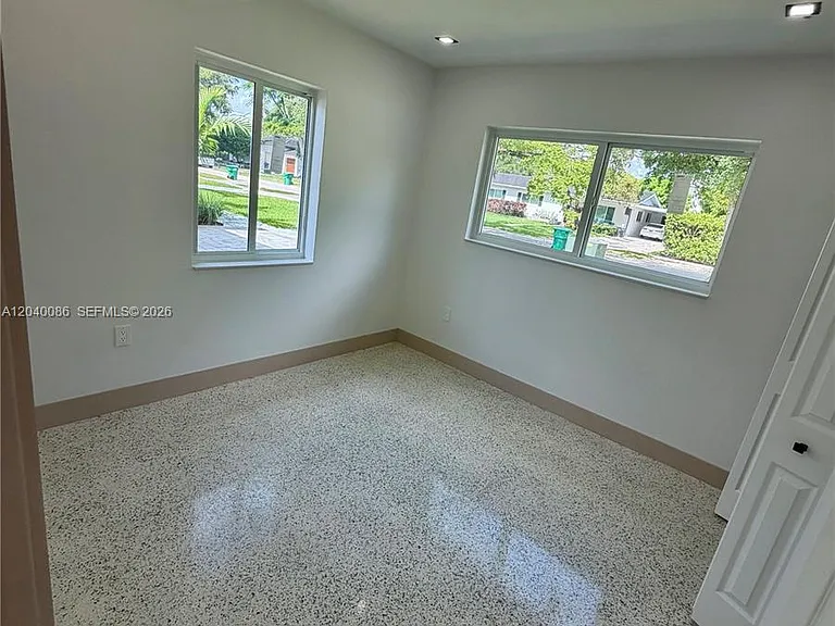 8235 SW 62nd Pl — Photo 41